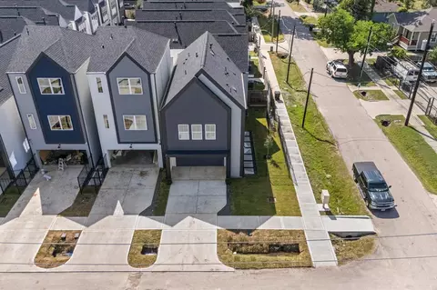 4329 Arlington St, Houston, TX 77022