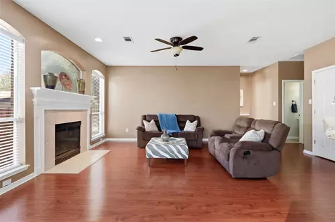 Living - 12010 Audrey Ct, Pinehurst, TX 77362 photo 2 of 7