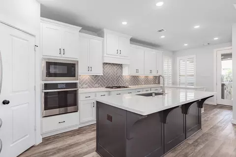 12110 Woodnote Ln, Humble, TX 77346