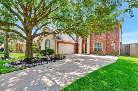 5216 Hidden Brook Ln, League City, TX 77573