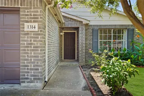 1314 Bridle Path, Rosenberg, TX 77471 photo 1