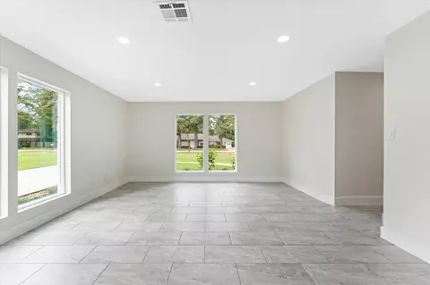 Living - 25107 Broughton St, Spring, TX 77373 photo 2 of 3