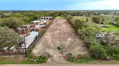 4415 Schurmier Rd, Houston, TX 77048