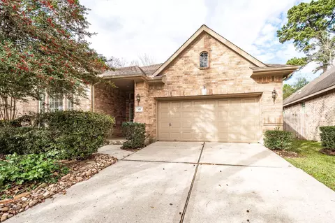 43 N Belfair Pl, The Woodlands, TX 77382