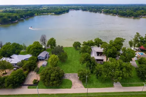 148 Isle Of View Dr, Lake Mcqueeney, TX 78123