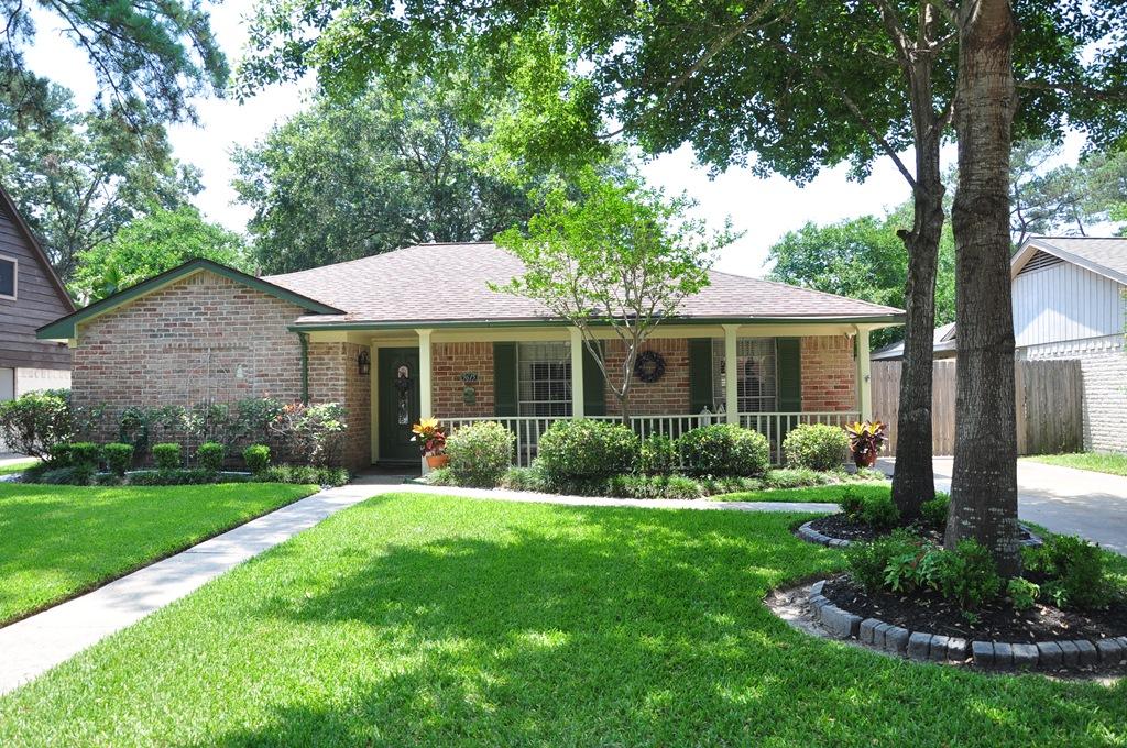 9615 Crail Dr, Spring, TX 77379 photo 1