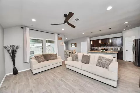 1819 Turtle Bluff Ln, Booth, TX 77469