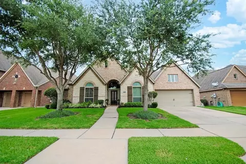 13615 Becket Bluff Ct, Pearland, TX 77584