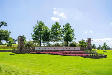 9863 Northfields Fall Cir, Willis, TX 77318