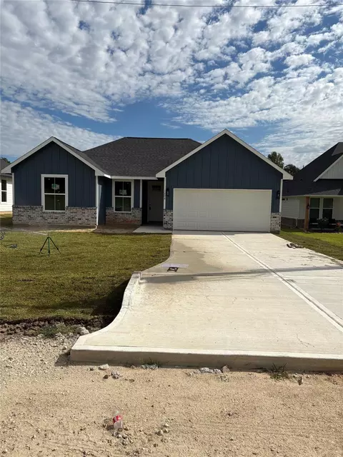 1208 Ada St, New Waverly, TX 77358