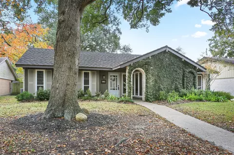 18306 Barbuda Ln, Houston, TX 77058