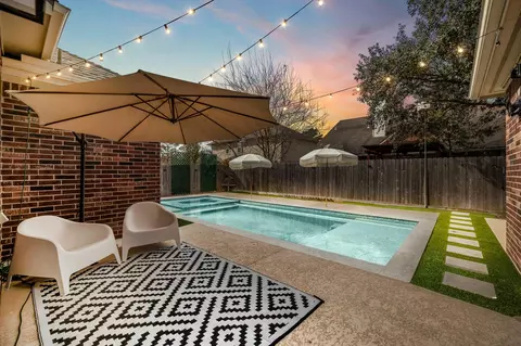 20434 Willow Trace Dr, Cypress, TX 77433