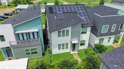 9820 Mocking Bird Hill Ln, Houston, TX 77080