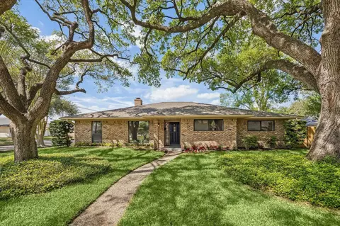 6234 Yarwell Dr, Houston, TX 77096
