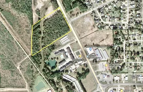 - S Lhs Drive, Lumberton, TX 77657