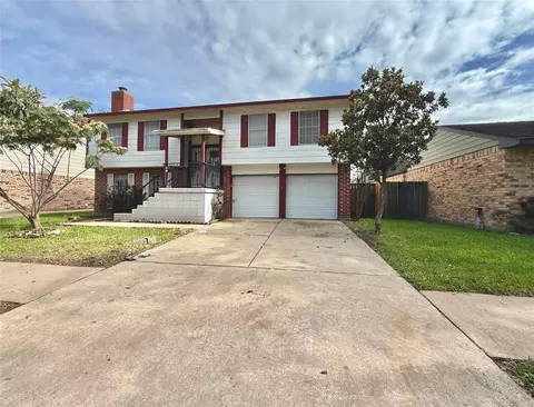 12210 Cliffgate Dr, Houston, TX 77072