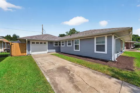 6855 Richwood Rd, Houston, TX 77087
