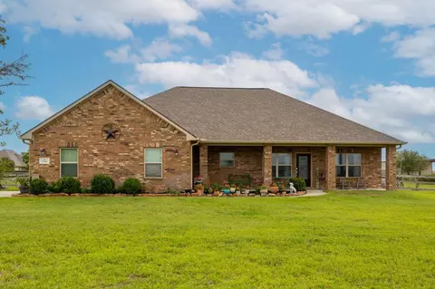 5236 Hillboldt Rd, Sealy, TX 77474