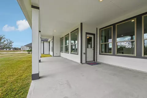 Exterior - 13621 Armstrong St, Conroe, TX 77303 photo 2 of 2