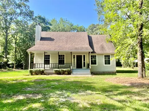 387 Hackberry Dr, Onalaska, TX 77360 photo 1