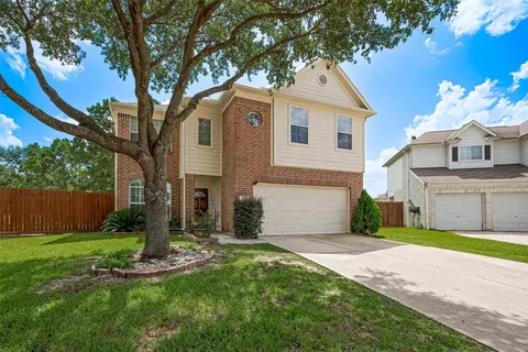 723 Pine Thicket Ct, Spring, TX 77373