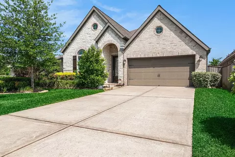 203 Painted Trillium Dr, Conroe, TX 77304 photo 1