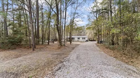 212 Highland Dr, Huntsville, TX 77320