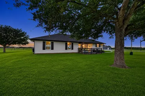 10550 Brinkmeyer Rd, Needville, TX 77461