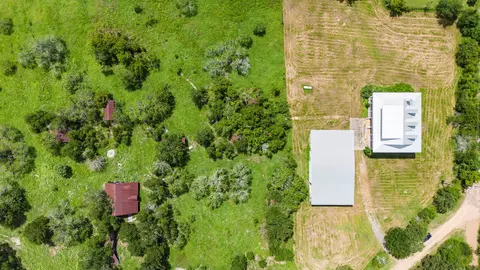 812 W Tobias Rd, Ellinger, TX 78938