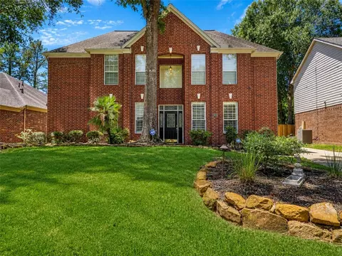 3810 Echo Mountain Dr, Houston, TX 77345
