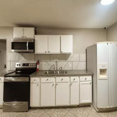 5400 Lotus St, Houston, TX 77085