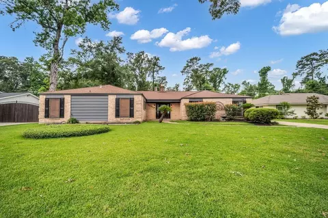 18815 Whitewood Dr, Spring, TX 77373