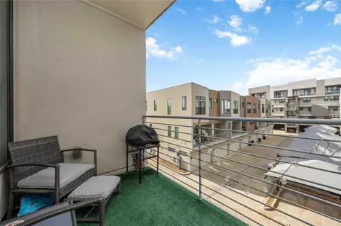 2401 Crawford St #A210, Houston, TX 77004