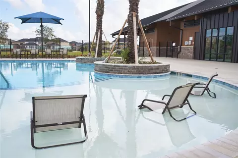 Exterior - 21422 Gateshead Run Dr, Cypress, TX 77433 photo 4 of 5
