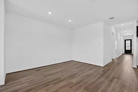 Living - 21422 Gateshead Run Dr, Cypress, TX 77433 photo 3 of 4
