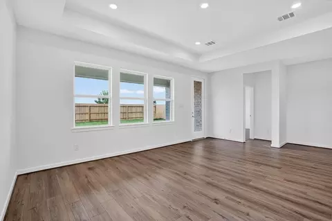 Living - 21422 Gateshead Run Dr, Cypress, TX 77433 photo 2 of 4