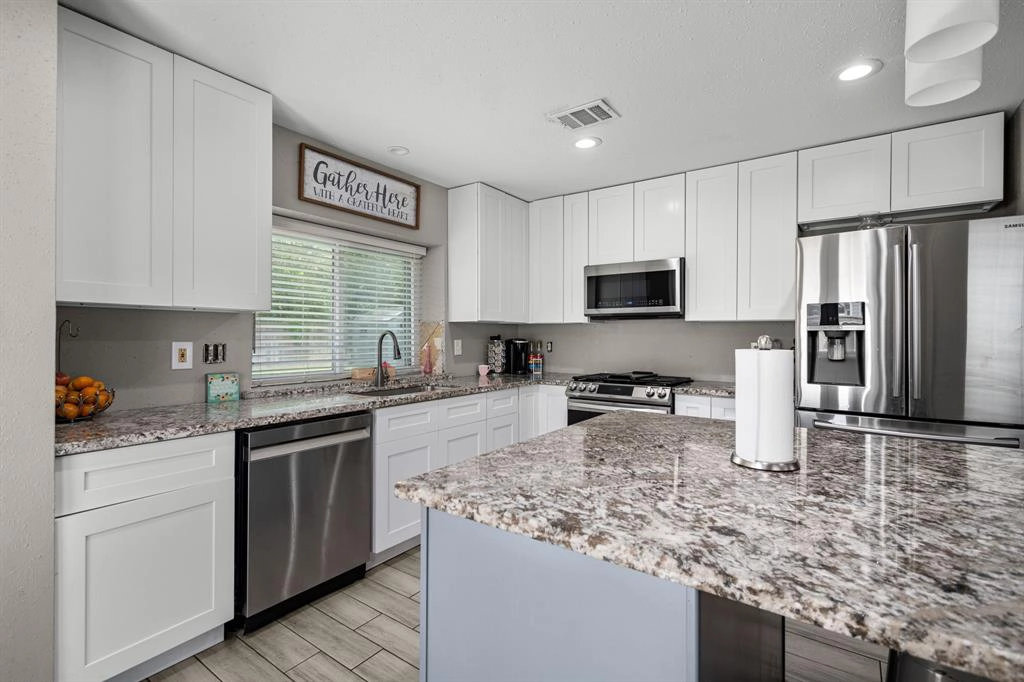 10902 Golden Grain Dr  