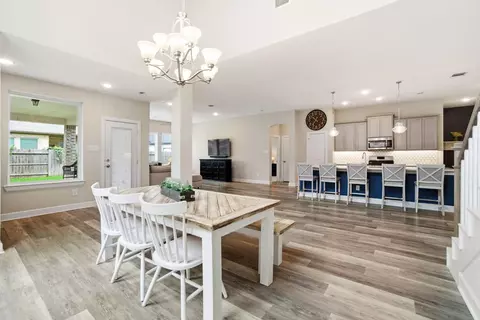 Entry Way - 32187 Park Plains Dr, Conroe, TX 77385 photo 4 of 10