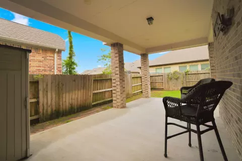 Exterior - 32187 Park Plains Dr, Conroe, TX 77385 photo 6 of 9