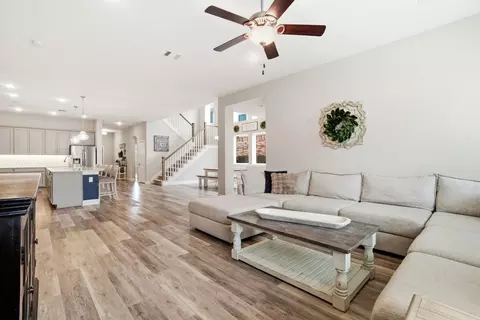Entry Way - 32187 Park Plains Dr, Conroe, TX 77385 photo 5 of 10