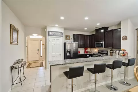 Entry Way - 2020 Cedar Tree Ct, Conroe, TX 77301 photo 4 of 4