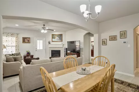 Dining - 2020 Cedar Tree Ct, Conroe, TX 77301 photo 2 of 2