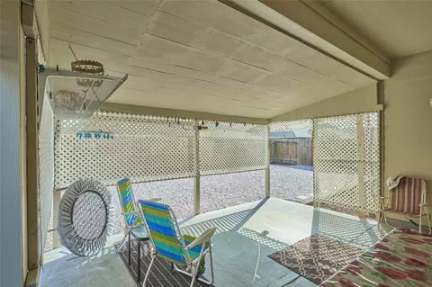 Exterior - 2020 Cedar Tree Ct, Conroe, TX 77301 photo 5 of 7