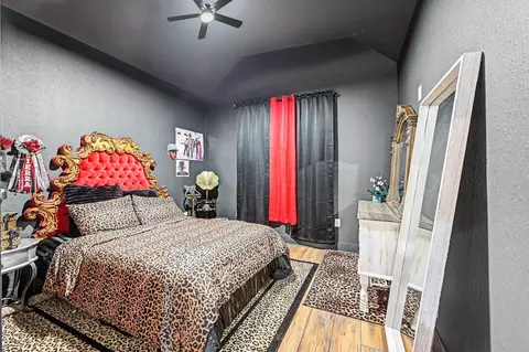 Bedroom - 444 Mill Rd, Angleton, TX 77515 photo 6 of 7