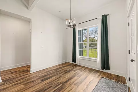 Entry Way - 444 Mill Rd, Angleton, TX 77515 photo 2 of 2