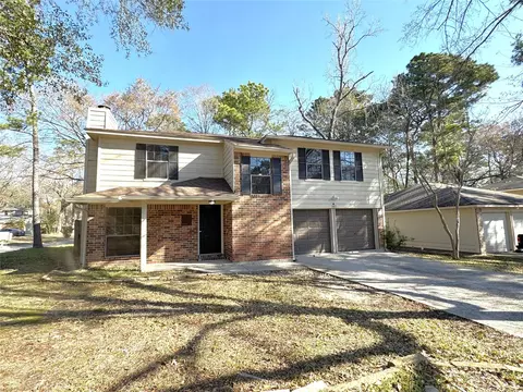 102 Summer Crest Cir, The Woodlands, TX 77381