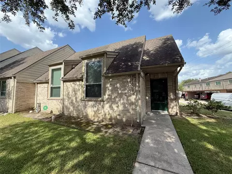 15510 Weldon Dr, Houston, TX 77032