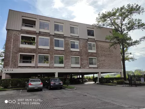 2213 S Braeswood Blvd #13A, Houston, TX 77030