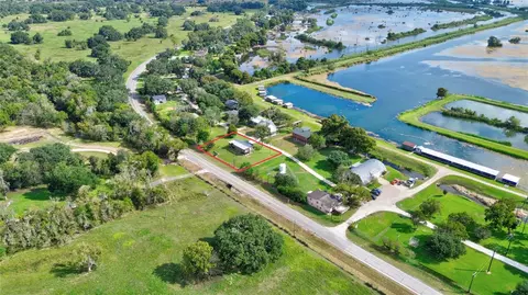 302444 Plantation, Damon, TX 77430