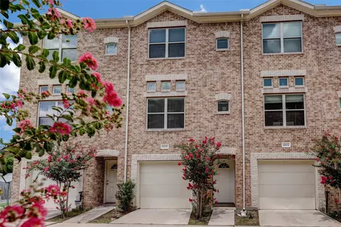 5941 S Loop Loop E #1002, Houston, TX 77033